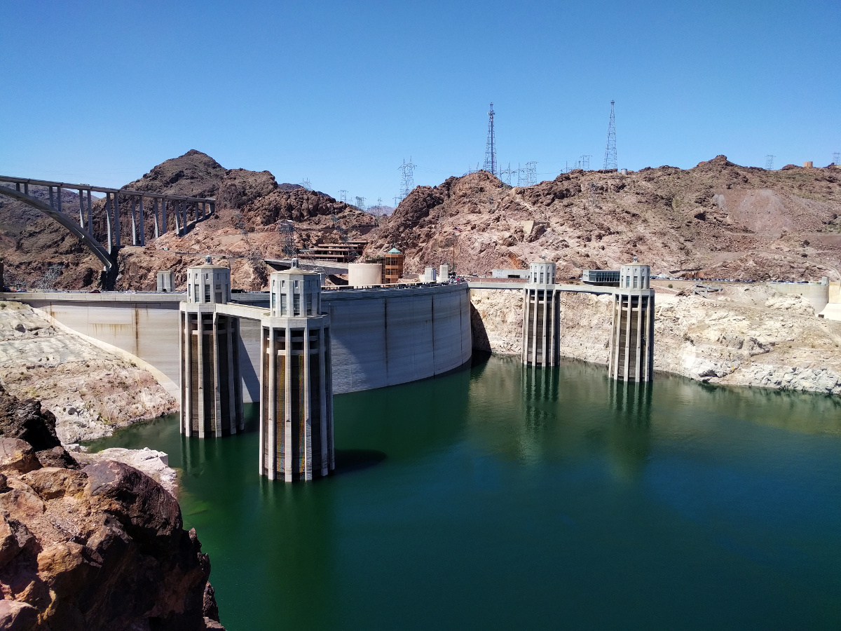 hoover-dam/2.jpg